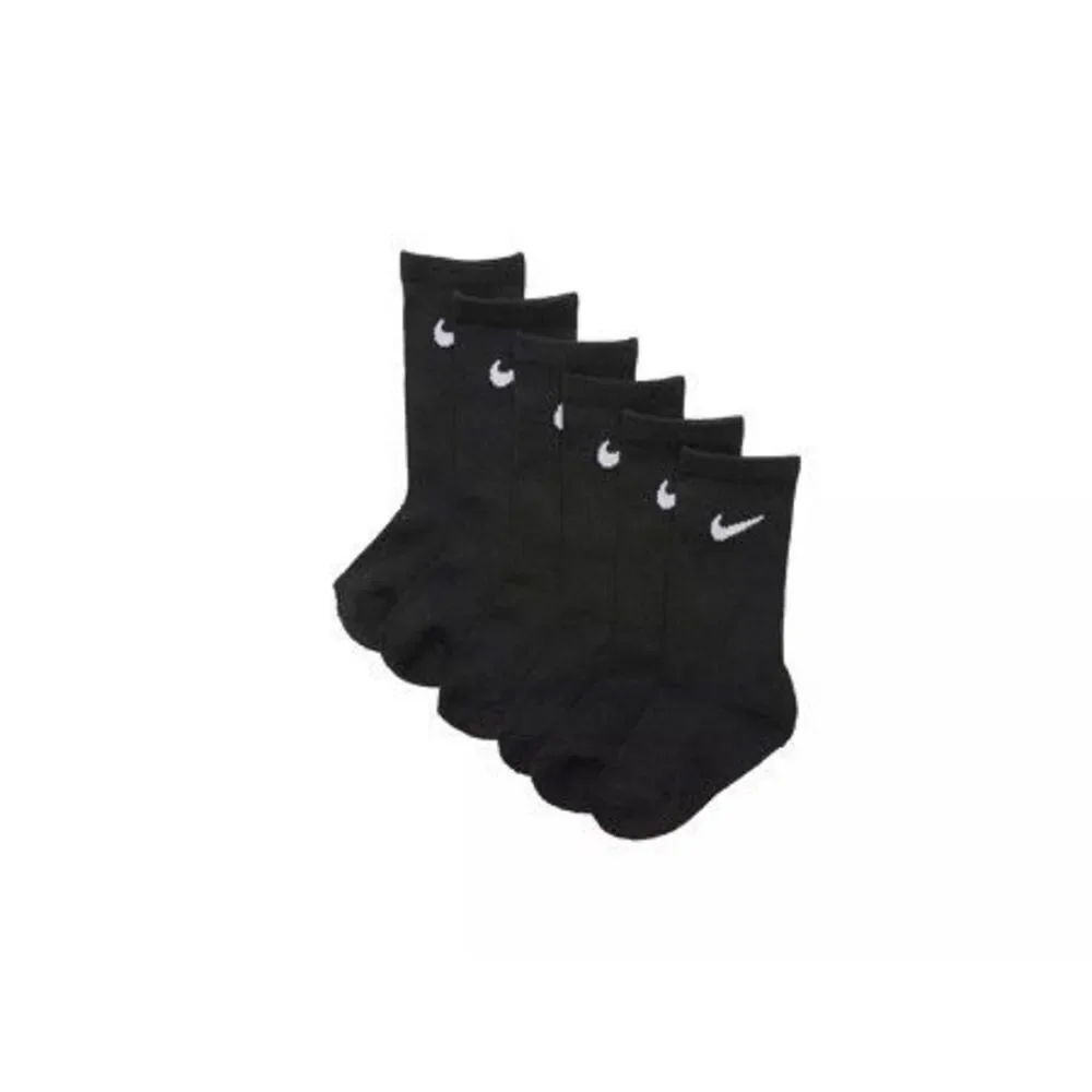 #615. Nike NWT 6Pk. Kids Performance Basic Black Socks